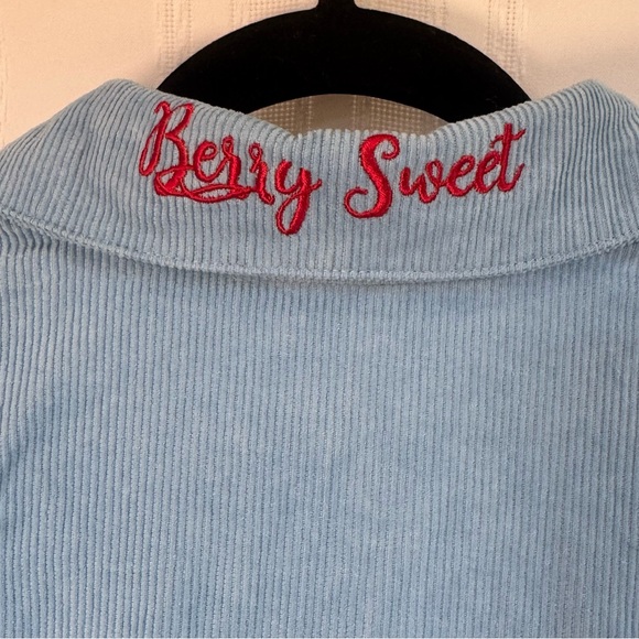 Strawberry Shortcake Embroidered Shacket Size Large BoxLunch Exclusive Corduroy - Picture 7 of 14